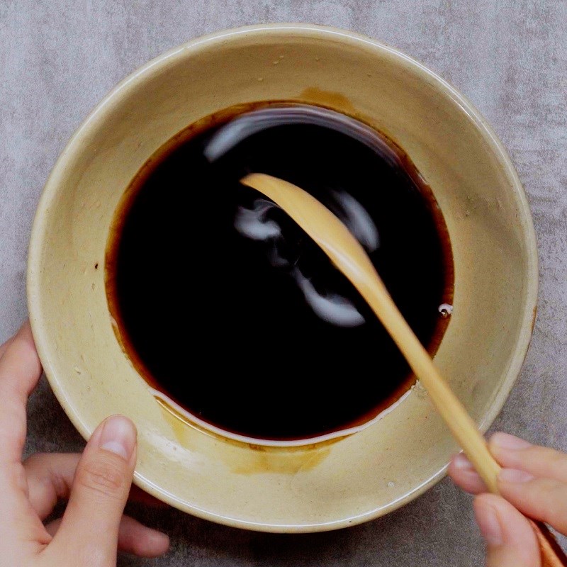 Bước 2 Pha nước tương Nước chấm bột chiên