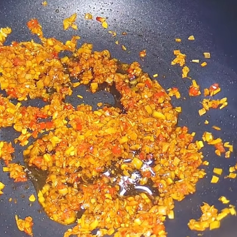 Bước 3 Phi thơm gia vị Sườn non chay kho sả ớt