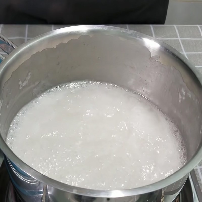 Bước 1 Nấu nước cốt dừa Bánh phục linh