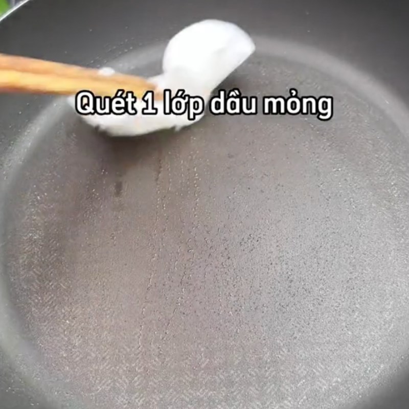 Bước 3 Rán vỏ bánh Bánh crepe cuộn sầu riêng (Công thức từ kênh tiktok Cách Nấu Ngon cùng Cách Nấu Ngon)