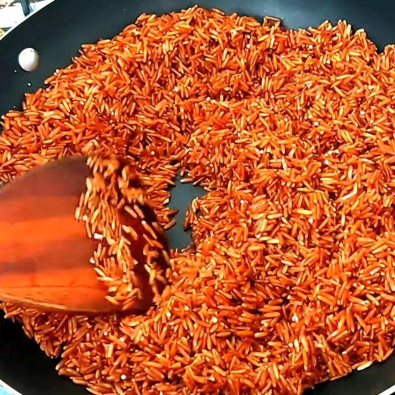 Bước 2 Rang gạo lứt Kẹo gạo lứt với mè