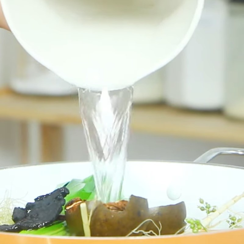 Bước 1 Rửa sạch nguyên liệu và đun nước sâm Sâm dừa Cần Thơ