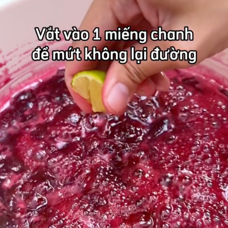 Bước 3 Sên phần mứt mận Trà mận hà nội (Công thức từ tiktok Cách Nấu Ngon cùng Cách Nấu Ngon)