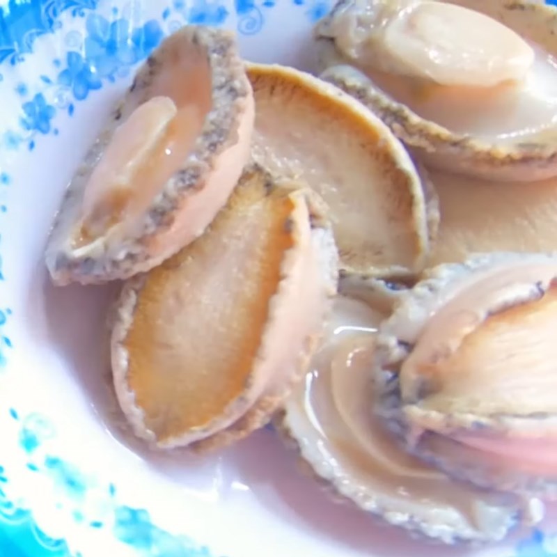 Bước 1 Sơ chế bào ngư Bào ngư hầm thuốc bắc