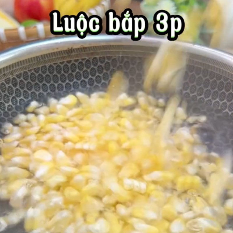 Bước 1 Sơ chế bắp Pizza bắp phô mai (Công thức từ kênh tiktok Cách Nấu Ngon cùng Cách Nấu Ngon)