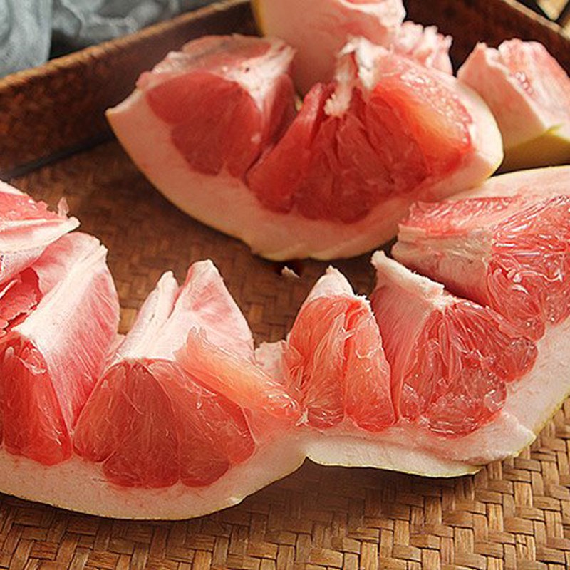Bước 1 Sơ chế bưởi và quýt Sinh tố bưởi quýt