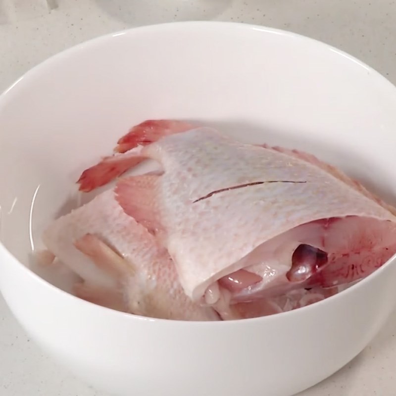 Bước 1 Sơ chế cá diêu hồng Cá diêu hồng kho tương hột