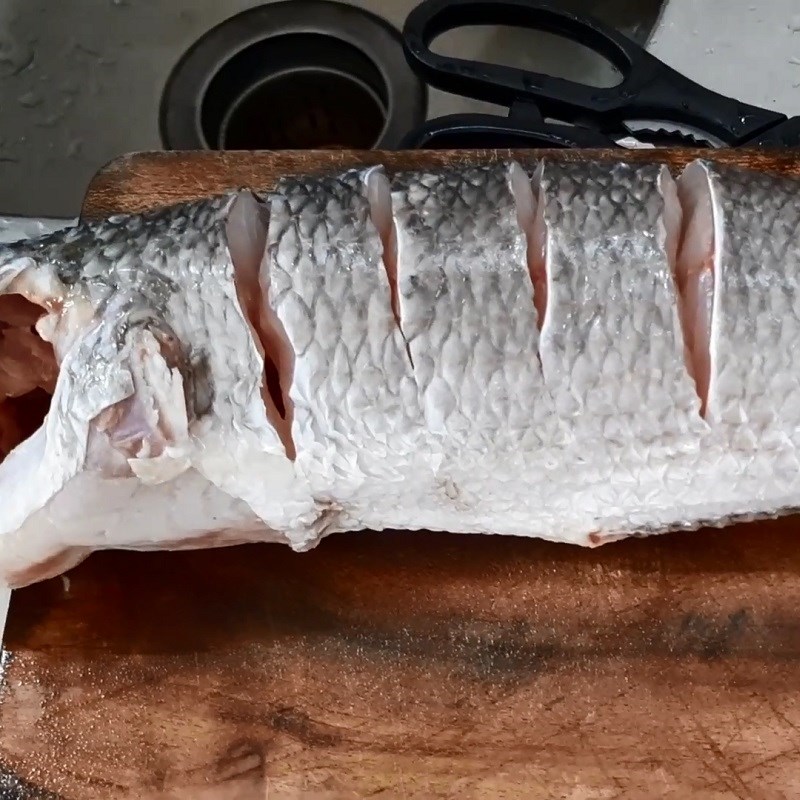 Bước 1 Sơ chế cá lóc Cá lóc nướng giấy bạc