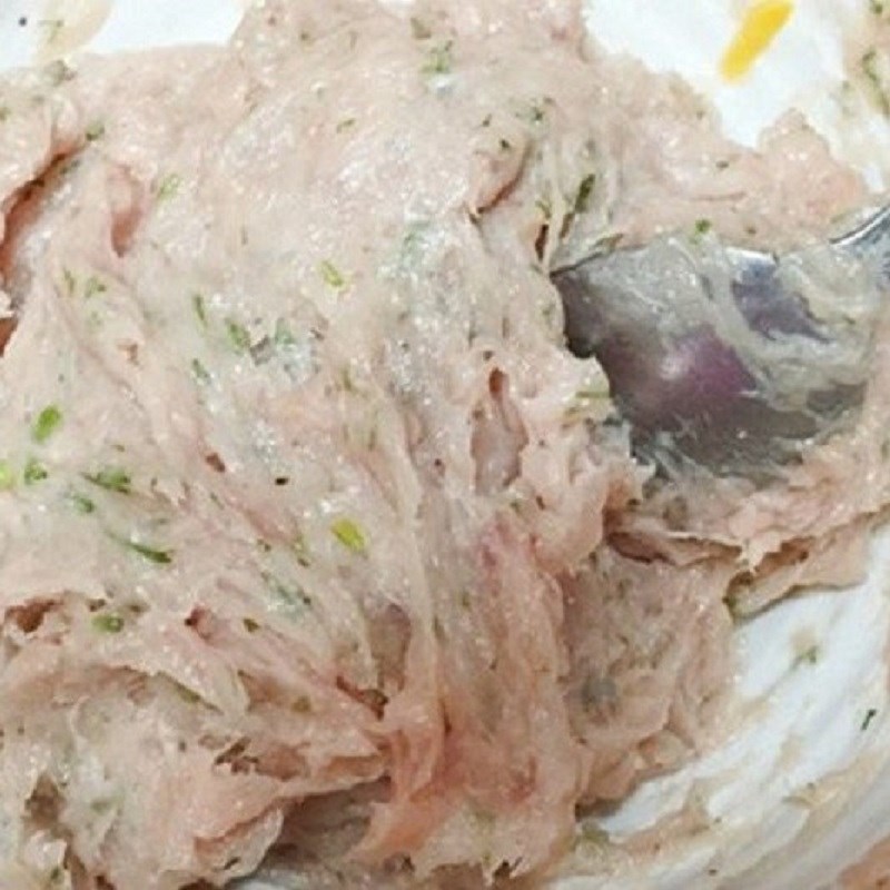 Bước 1 Sơ chế các nguyên liệu Chả cá basa sốt cà chua