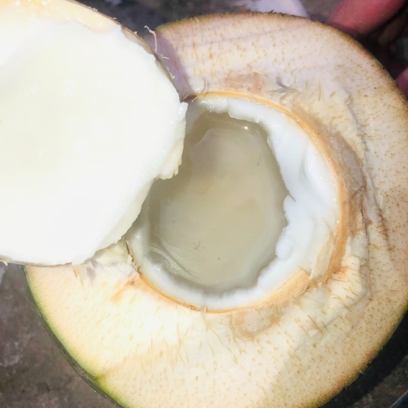 Bước 1 Sơ chế các nguyên liệu Dừa tắc mít