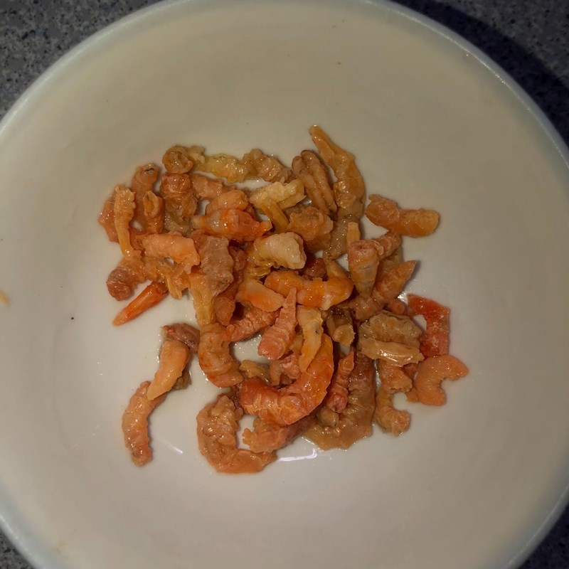 Bước 1 Sơ chế các nguyên liệu Canh rau ngót nấu tôm khô