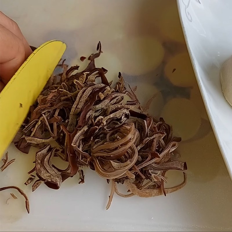 Bước 1 Sơ chế các nguyên liệu Chả giò chay bánh tráng