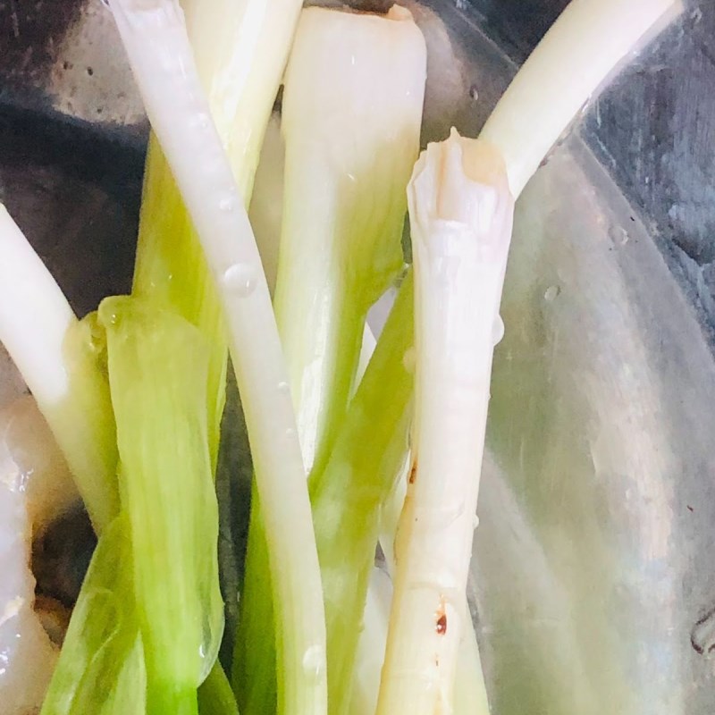 Bước 1 Sơ chế các nguyên liệu Canh rau cần nấu tôm