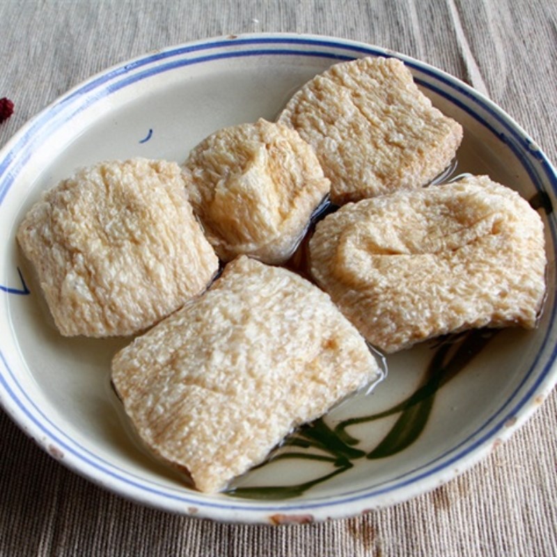 Bước 1 Sơ chế các nguyên liệu Sườn chay kho nấm đùi gà