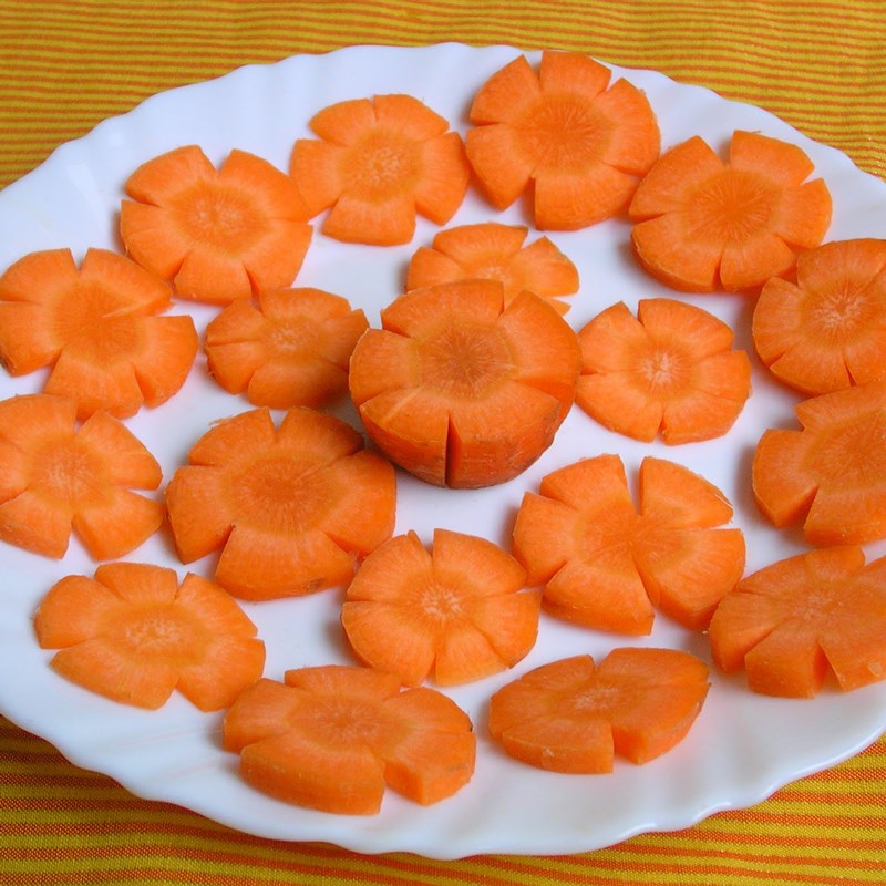 Bước 2 Sơ chế các nguyên liệu khác Canh củ sen đậu đỏ