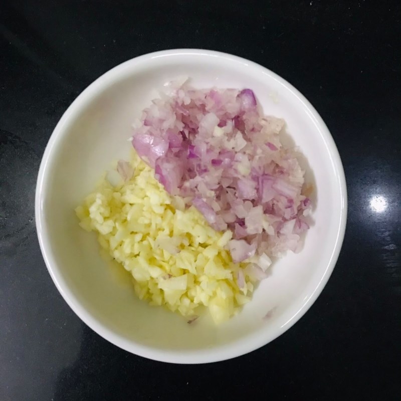 Bước 2 Sơ chế các nguyên liệu khác Ếch xào lăn
