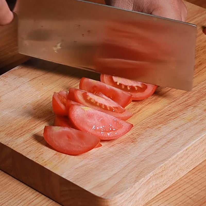 Bước 2 Sơ chế các nguyên liệu khác Canh cải chua sườn non heo