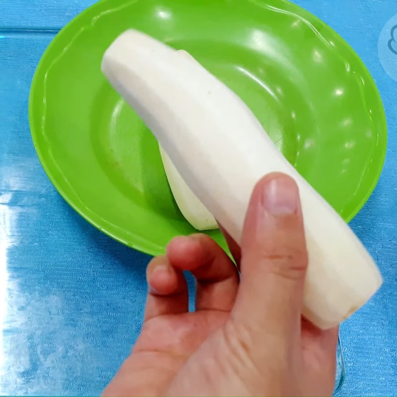 Bước 2 Sơ chế các nguyên liệu khác Thịt bò kho củ cải trắng