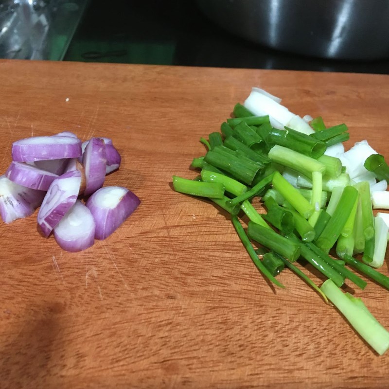 Bước 2 Sơ chế các nguyên liệu khác Nấm bào ngư xào thịt bò
