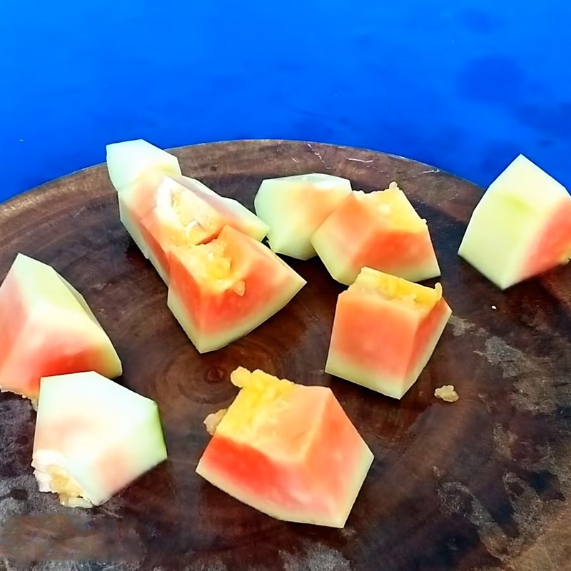 Bước 2 Sơ chế các nguyên liệu khác Gà hầm sả đu đủ