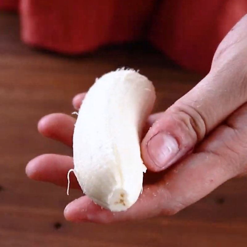 Bước 1 Sơ chế chuối Snack chuối chiên mè