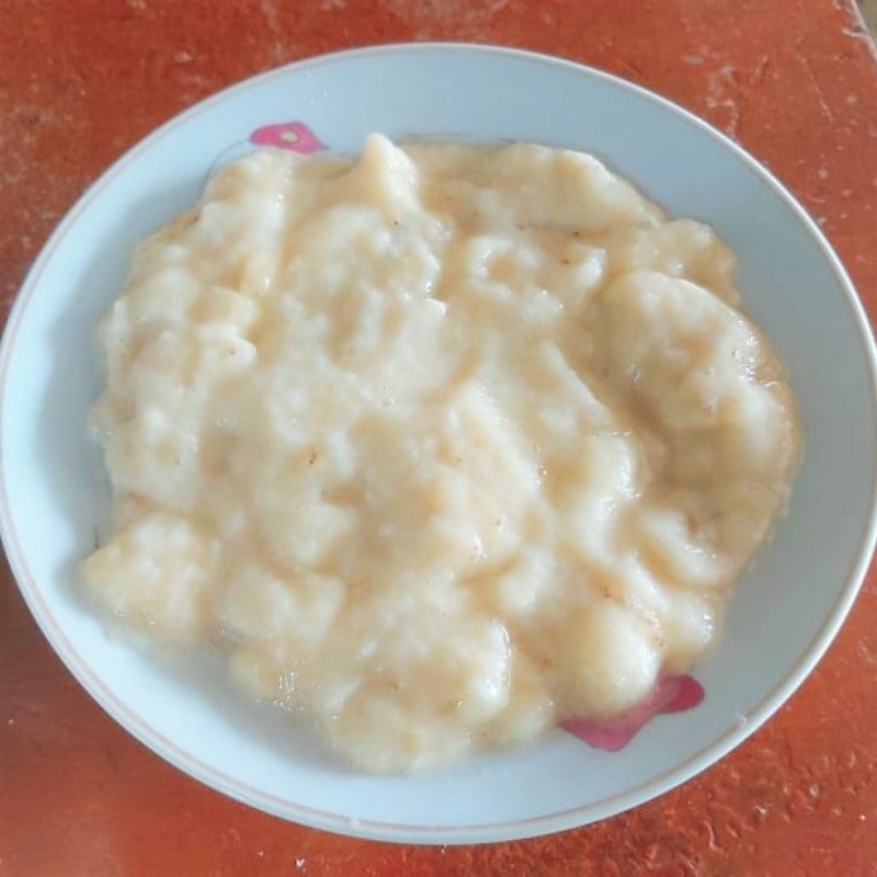 Bước 1 Sơ chế chuối Bánh chuối hấp bột gạo với nước cốt dừa đóng lon