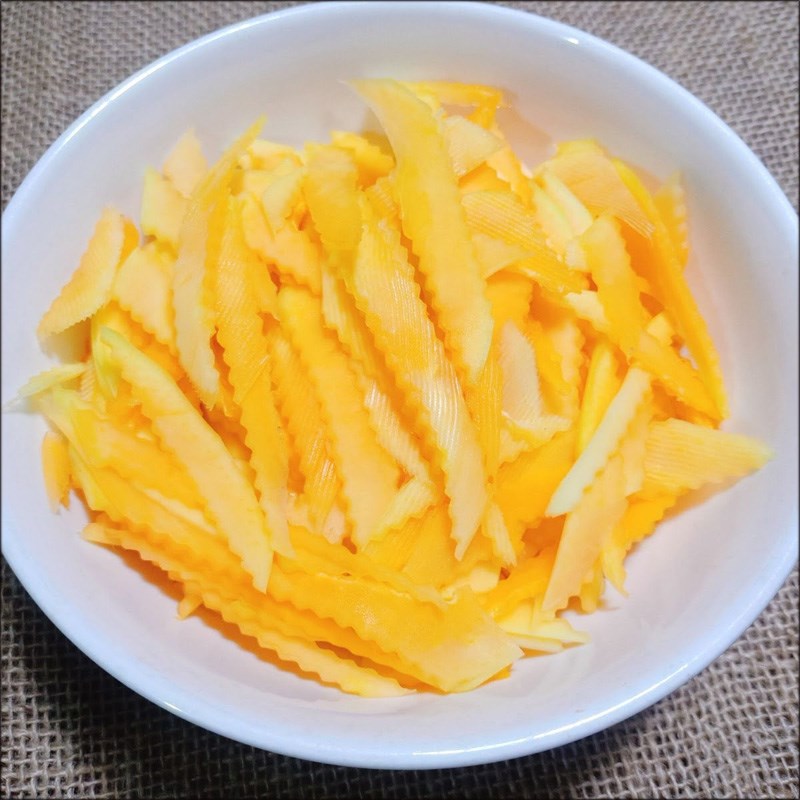 Bước 1 Sơ chế đu đủ Gỏi đu đủ