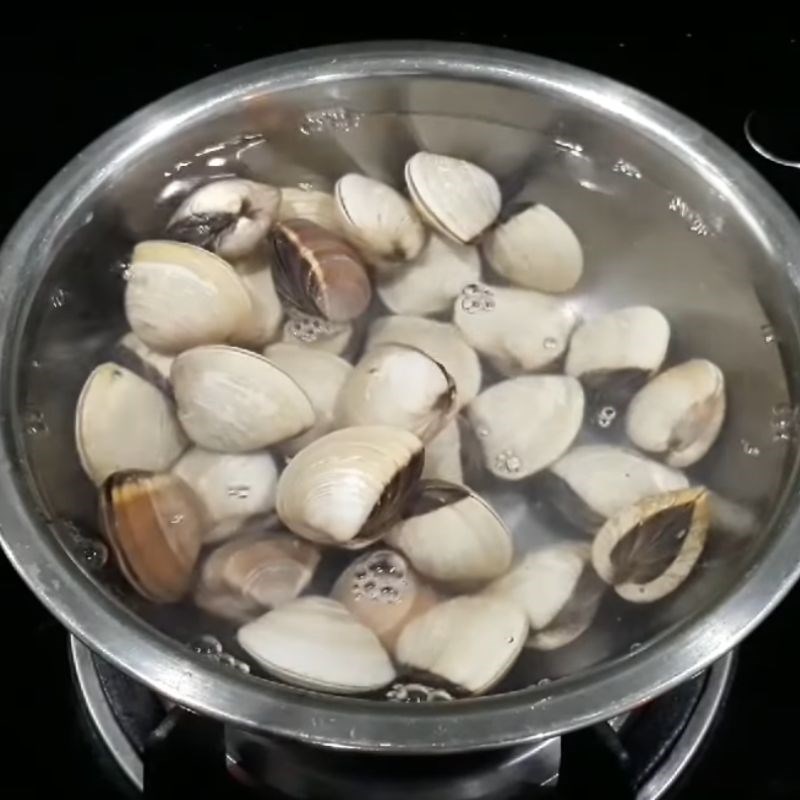 Bước 1 Sơ chế ngao Cháo ngao truyền thống