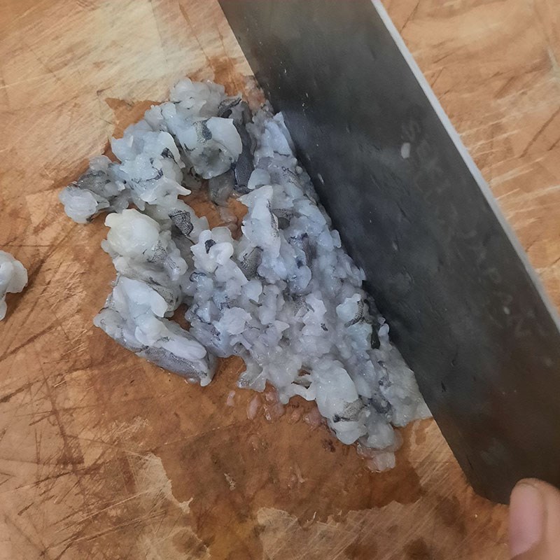 Bước 1 Sơ chế nguyên liệu Mướp hương nhồi tôm hấp