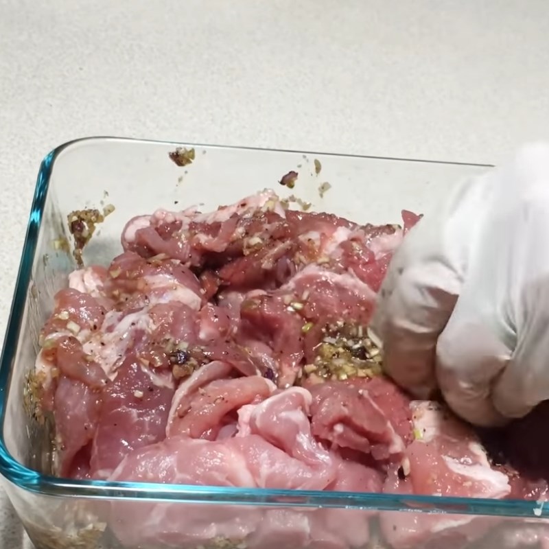 Bước 1 Sơ chế nguyên liệu Bánh ướt cuốn thịt nướng Hội An