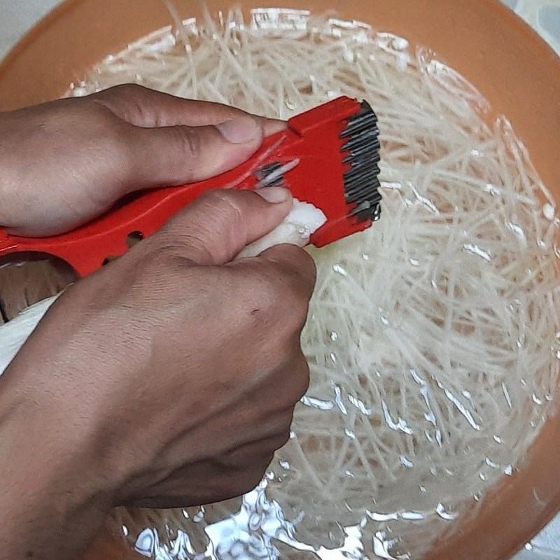 Bước 1 Sơ chế nguyên liệu Gỏi đu đủ khô bò (bò hít)