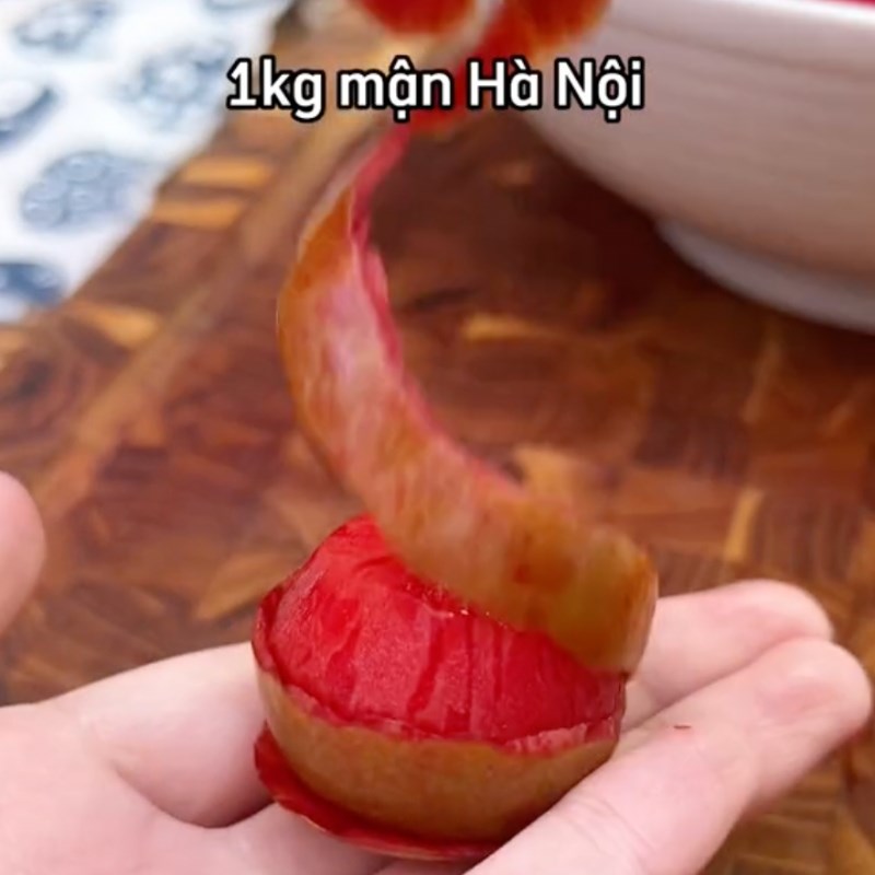Bước 1 Sơ chế nguyên liệu Trà mận hà nội (Công thức từ tiktok Cách Nấu Ngon cùng Cách Nấu Ngon)