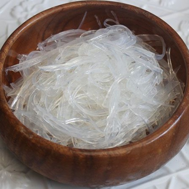 Bước 1 Sơ chế nguyên liệu Nem chua chay làm từ đu đủ