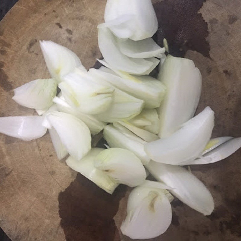 Bước 1 Sơ chế nguyên liệu Cơm cà ri gà Nhật Bản
