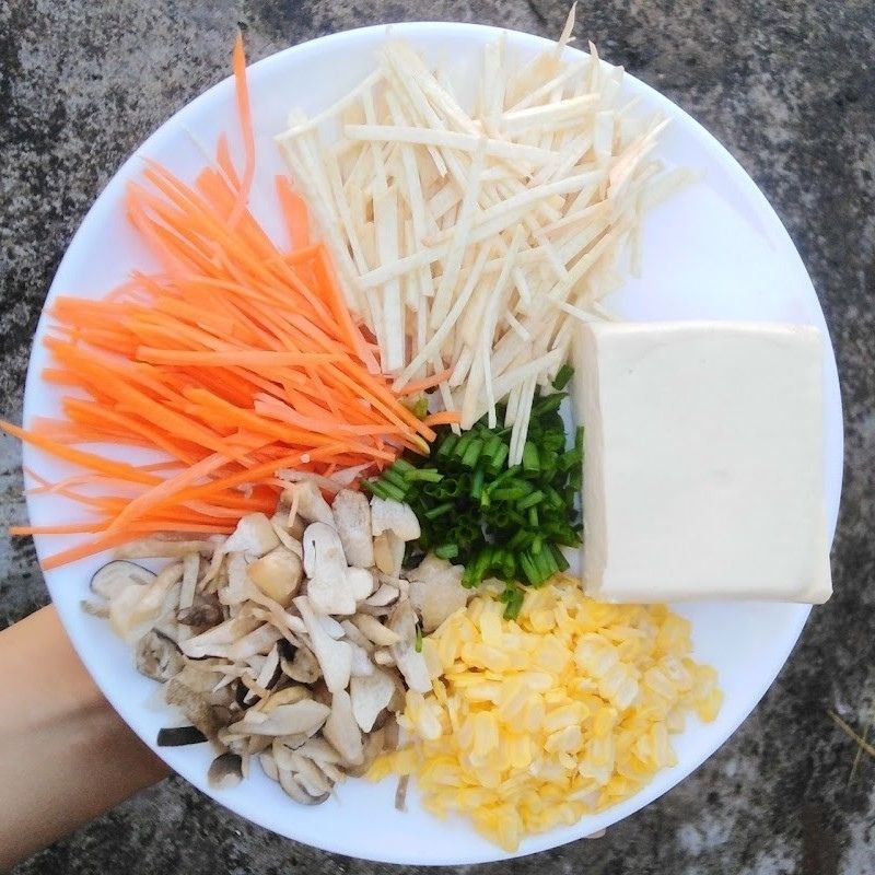 Bước 1 Sơ chế nguyên liệu Chả giò rế chay
