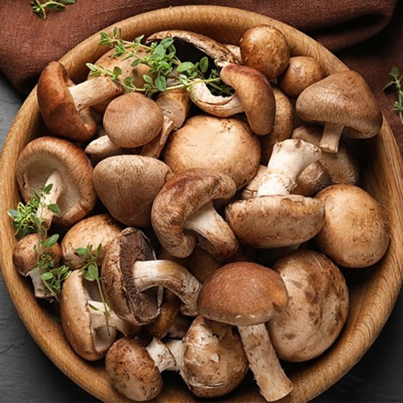 Bước 1 Sơ chế nguyên liệu Chả gà nấm hương