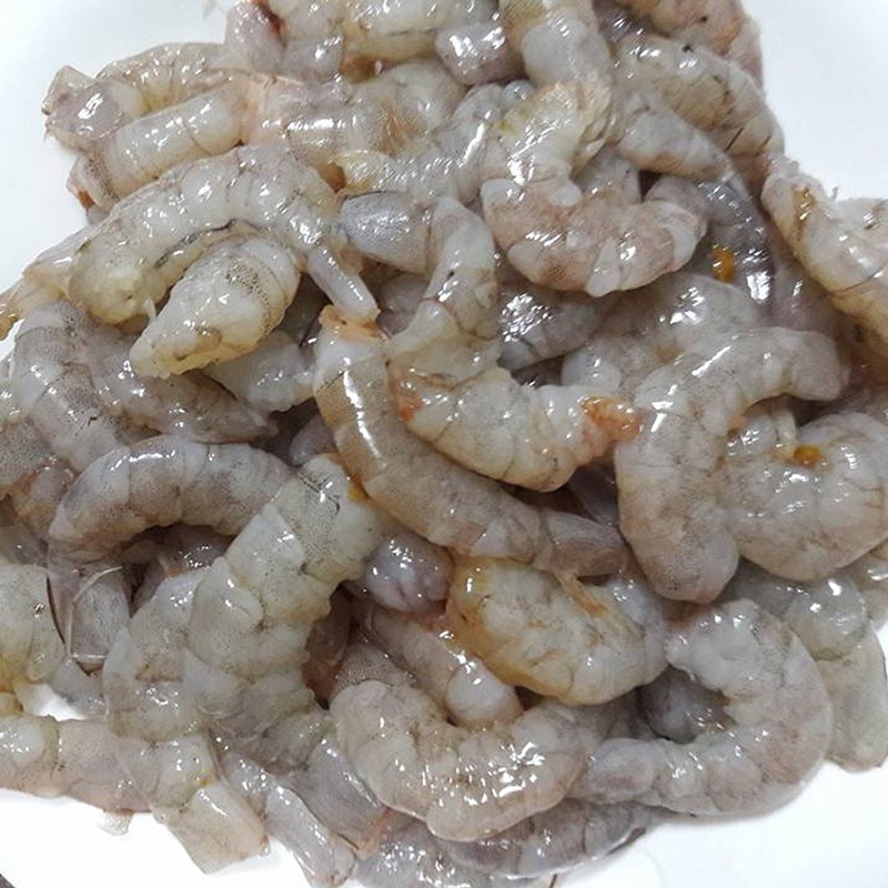 Bước 1 Sơ chế nguyên liệu Tôm sốt Thái