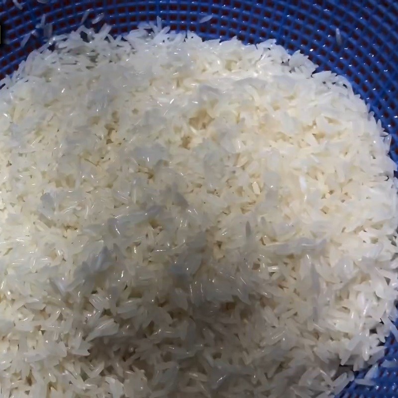 Bước 1 Sơ chế nguyên liệu Cơm gà Phan Thiết