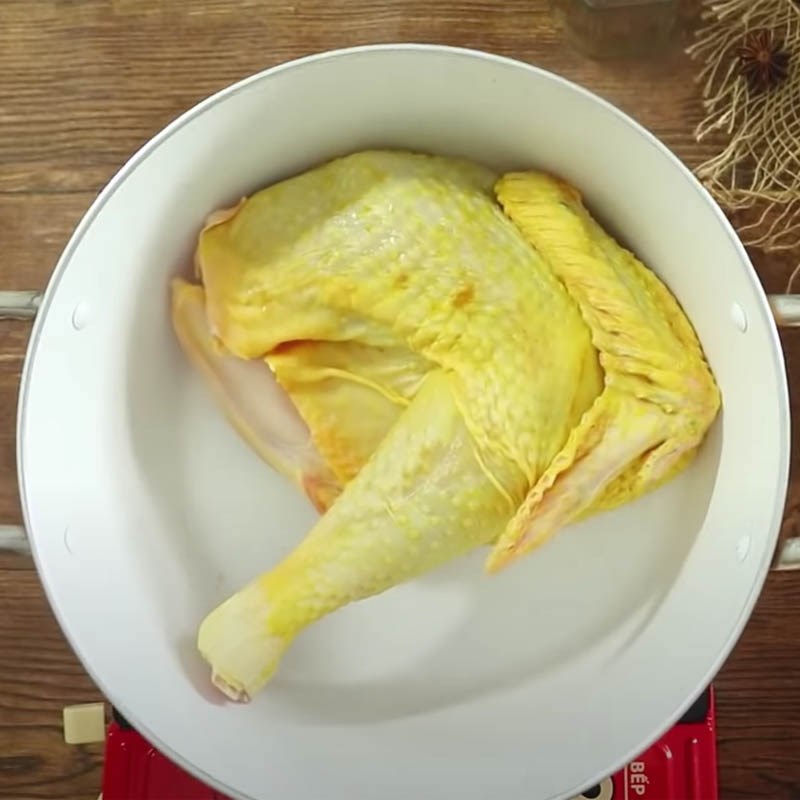 Bước 1 Sơ chế nguyên liệu Phở gà trộn sa tế