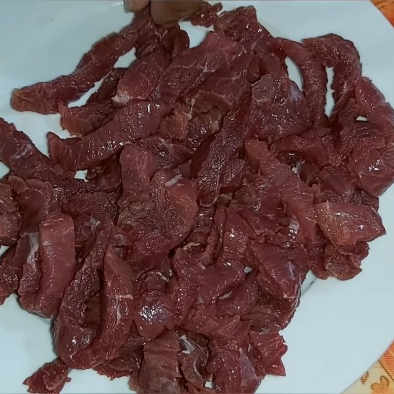 Bước 1 Sơ chế nguyên liệu Bò luộc nấm cuốn cải