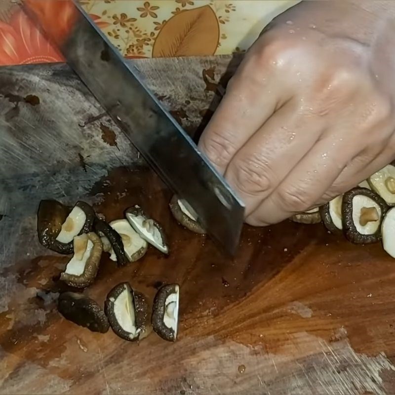 Bước 1 Sơ chế nguyên liệu Bò luộc nấm cuốn cải