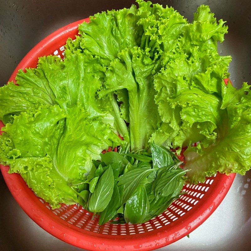 Bước 1 Sơ chế nguyên liệu Bánh tráng cuốn thịt heo