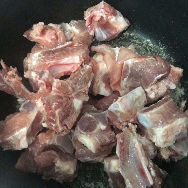 Bước 1 Sơ chế nguyên liệu Canh rau củ hầm xương