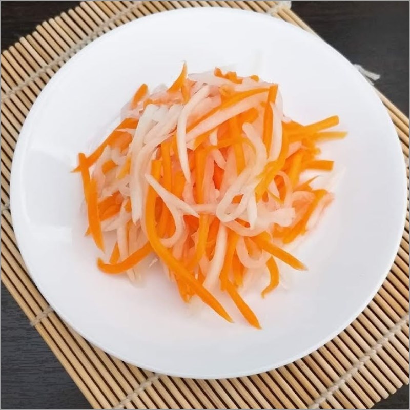 Bước 1 Sơ chế nguyên liệu Bột chiên khoai môn trứng ốp la