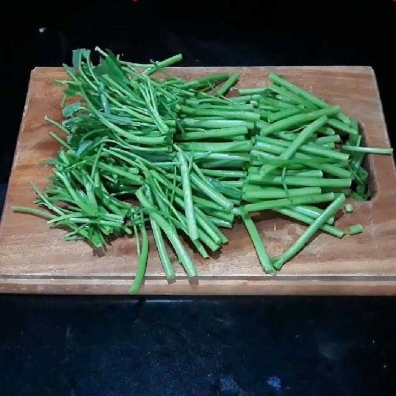 Bước 1 Sơ chế nguyên liệu Chem chép xào rau muống
