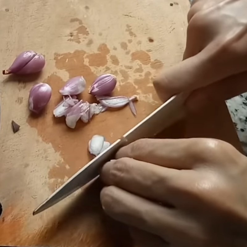 Bước 1 Sơ chế nguyên liệu Chả trứng muối