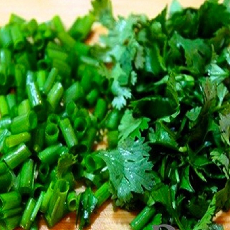 Bước 1 Sơ chế nguyên liệu Trứng cuộn tôm hấp ngũ sắc