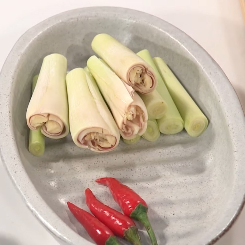 Bước 1 Sơ chế nguyên liệu Cá hường chiên sả ớt