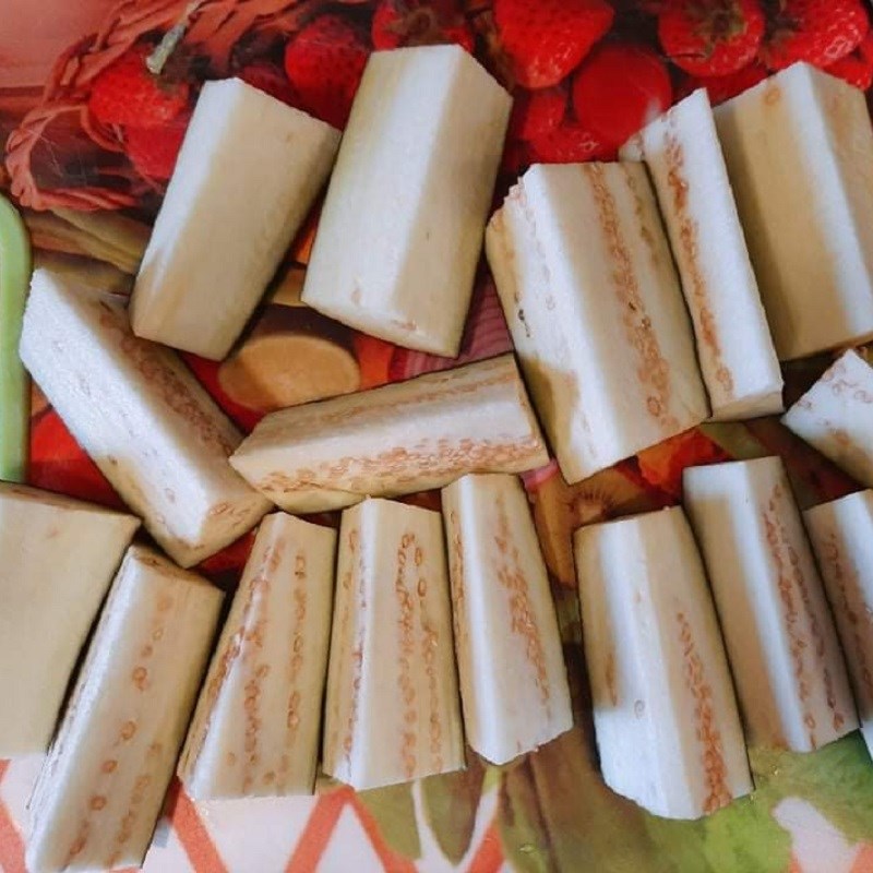 Bước 1 Sơ chế nguyên liệu Cà tím sốt cà chua