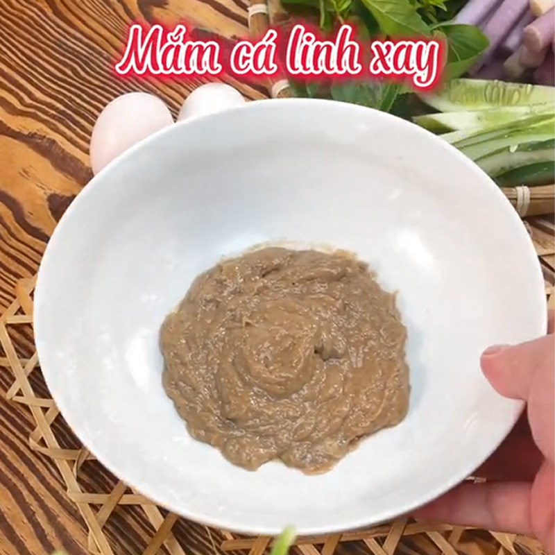 Bước 1 Sơ chế nguyên liệu Mắm chưng thịt trứng (Công thức được chia sẻ từ TikTok Cách Nấu Ngon cùng Cách Nấu Ngon)